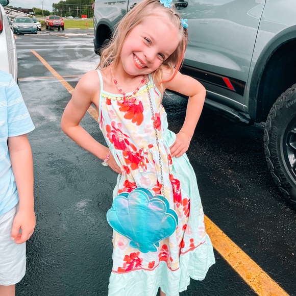 Meet your Posher, Annie - Picture 7 of 8